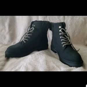 Women's Boots size 12W